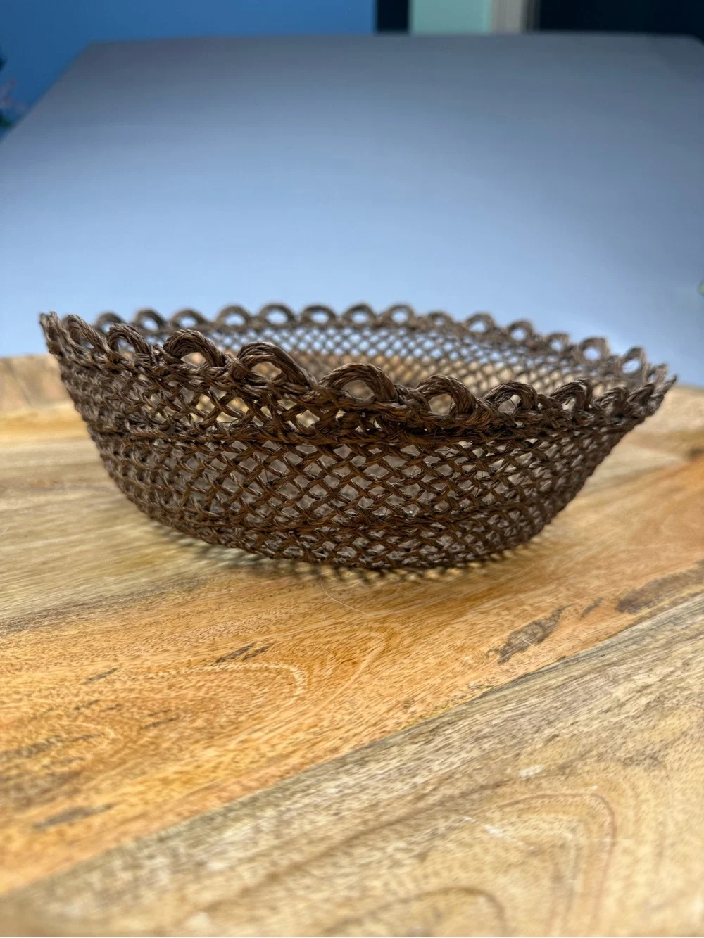Handwoven Rustic Boho Basket Bowl Scalloped Edge 9.5”